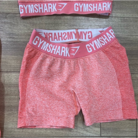 Gymshark Peach Flex Set Shorts Leggings Crop Top - Picture 5 of 5